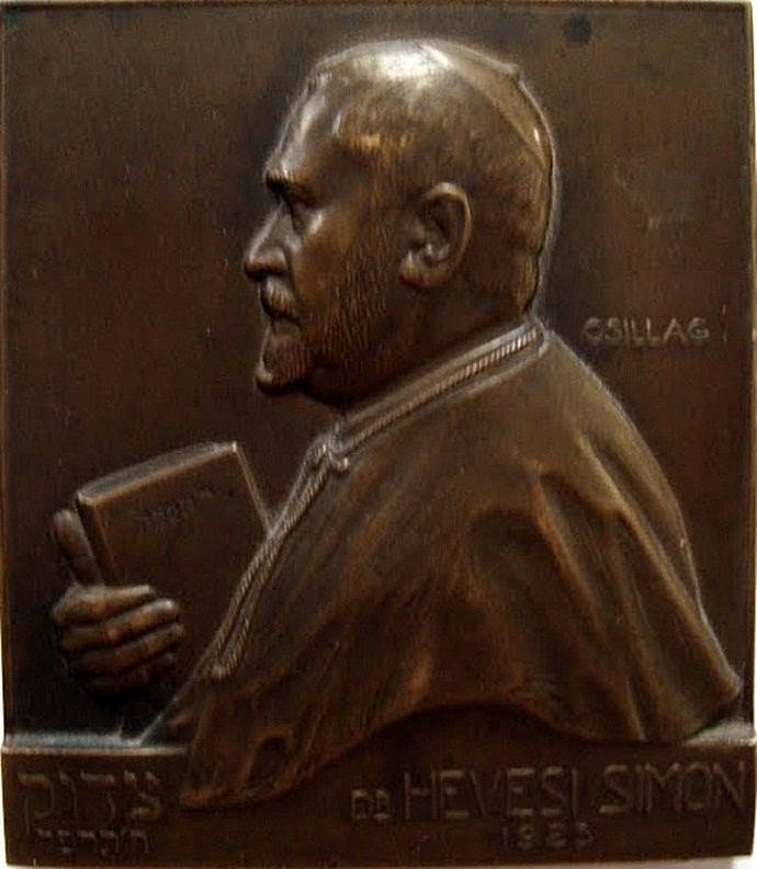 Csillag István - Dr.Hevesi Simon főrabbi bronz plakett 6x7 cm (1925).JPG